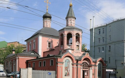 Храм святого великомученика Георгия Победоносца в Старых Лучниках